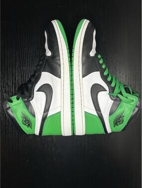 Air Jordan 1 Retro High Lucky Green Sz 10 Mens Shoes w/Box